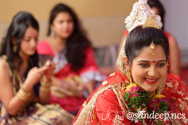 Candid photography Bride